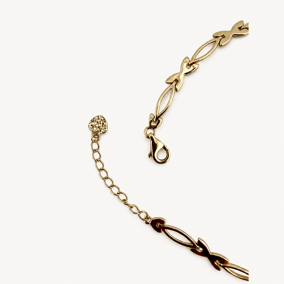 Butterfly Motif Link Bracelet — detail