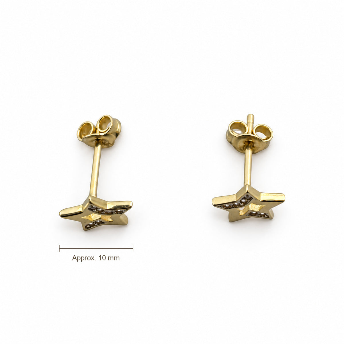 14K Gold Open Star CZ Stud Earrings — top, approximate size reference
