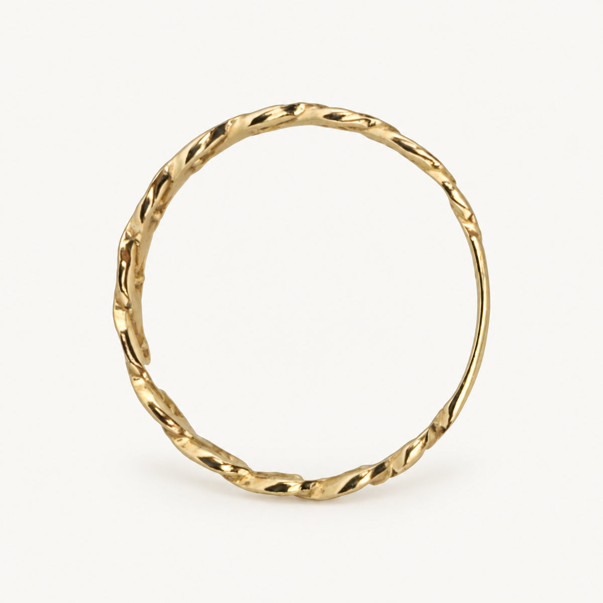 14K Gold Heart-Link Band — overhead view